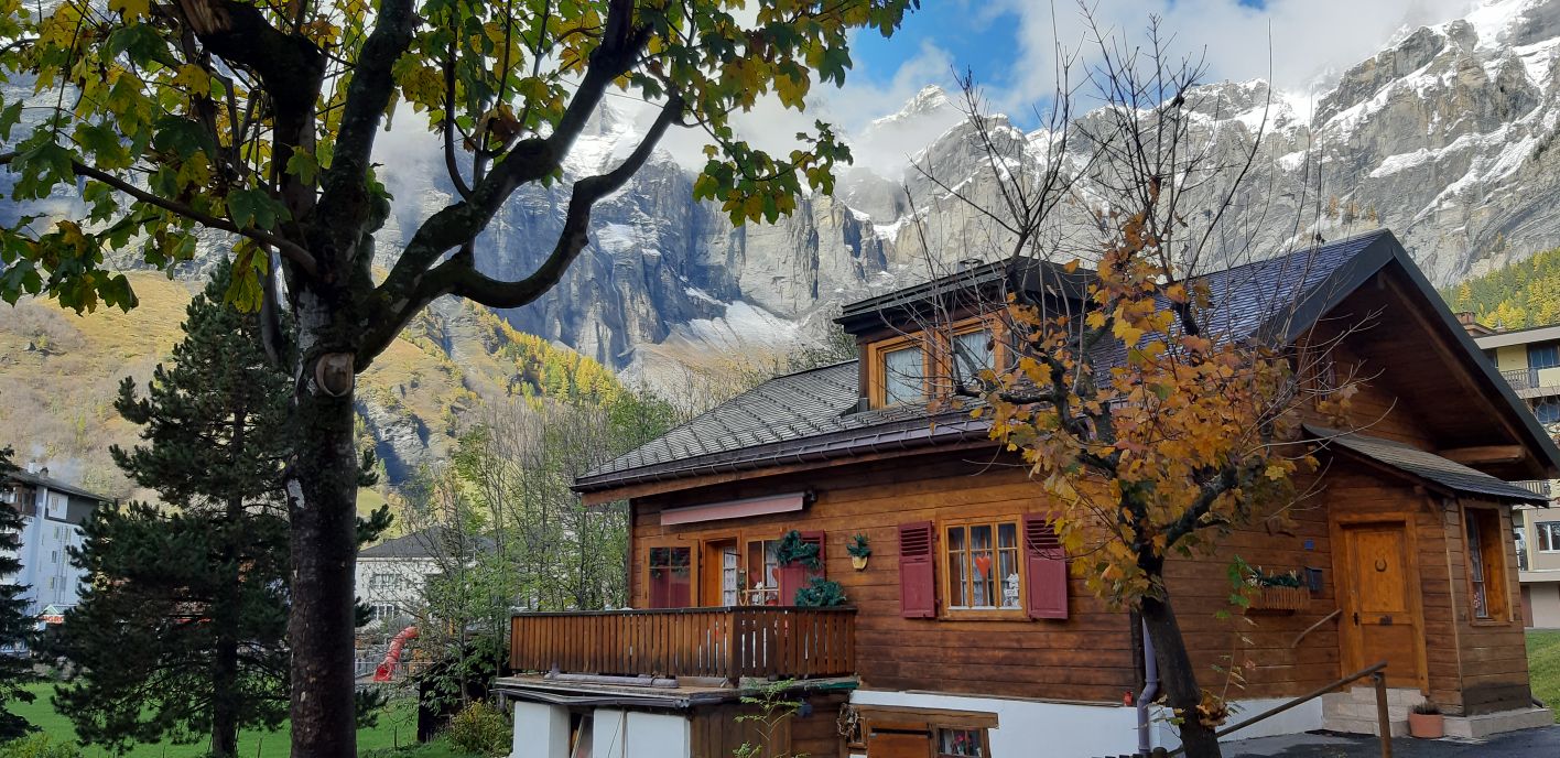 Chalet Heimeli Loèche les Bains Leukerbad Doté dune terrasse